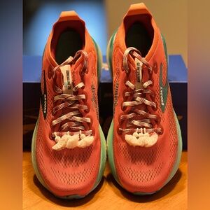 Brooks x RunDisney Princess Moana-Inspired Adrenaline GTS. LIMITED EDITION!